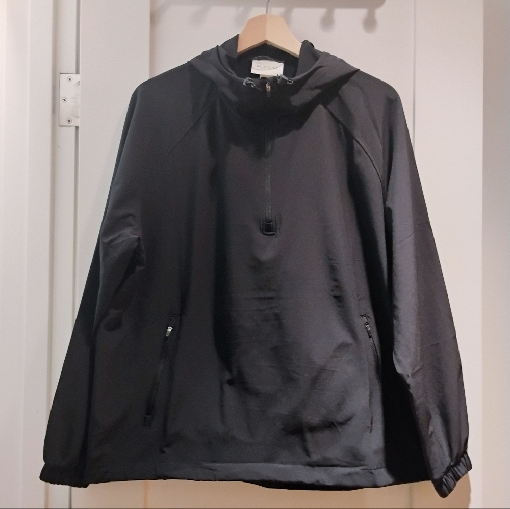 H&M Women's Black Running Anorak - Size Small